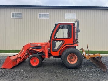 Main image Kubota B7800